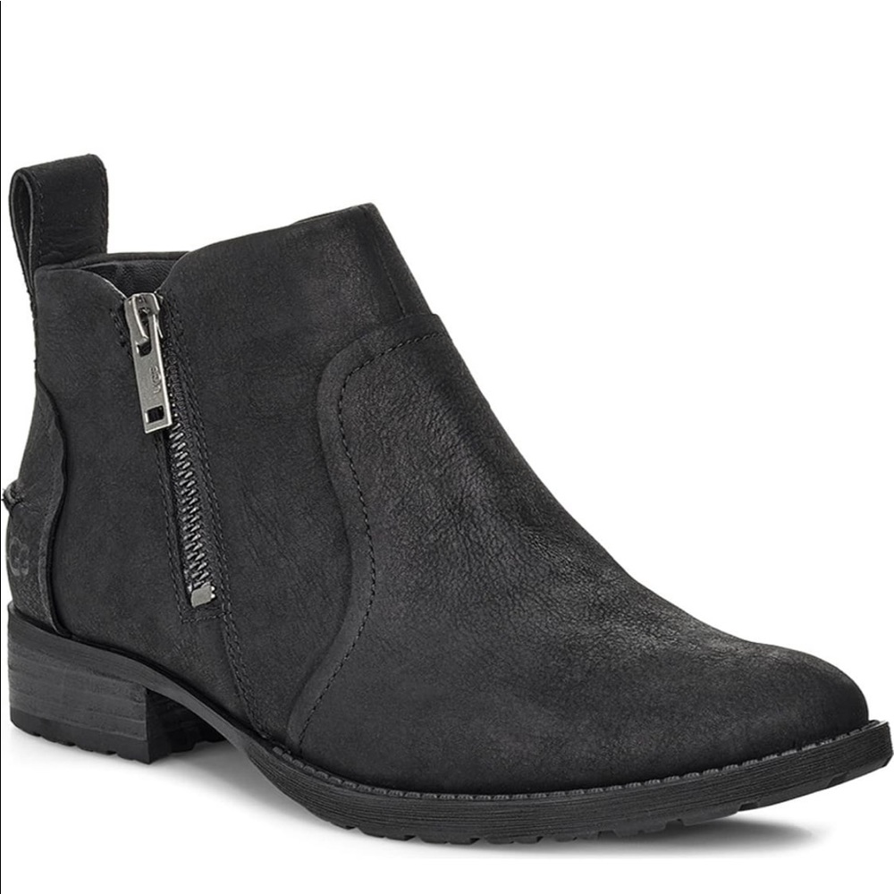 UGG BOOT NWT SOLD OUT!! SIZE 8 BOOTIE BLACK